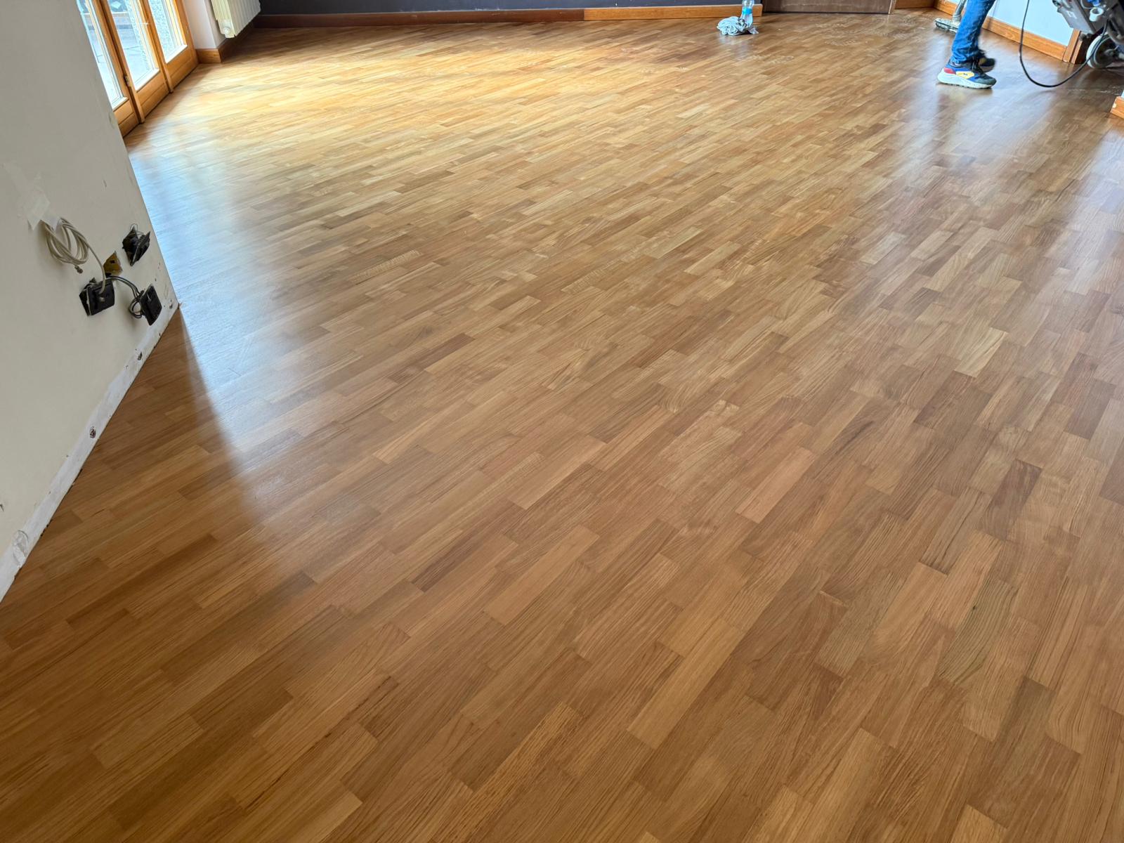 Parquet levigato e rifinito a Vercelli dopo intervento professionale di Palumbo Pavimenti